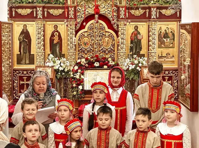 В неделю 2-ю по Пасхе совершено Богослужение - фото 10