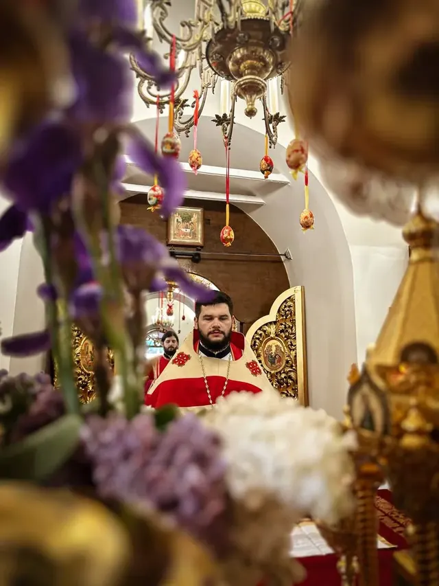 В неделю 4-ю по Пасхе совершено Богослужение