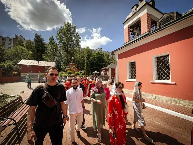 В неделю 6-ю по Пасхе совершено Богослужение - фото 6