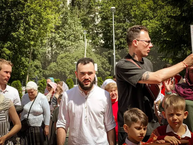 В неделю 6-ю по Пасхе совершено Богослужение - фото 13