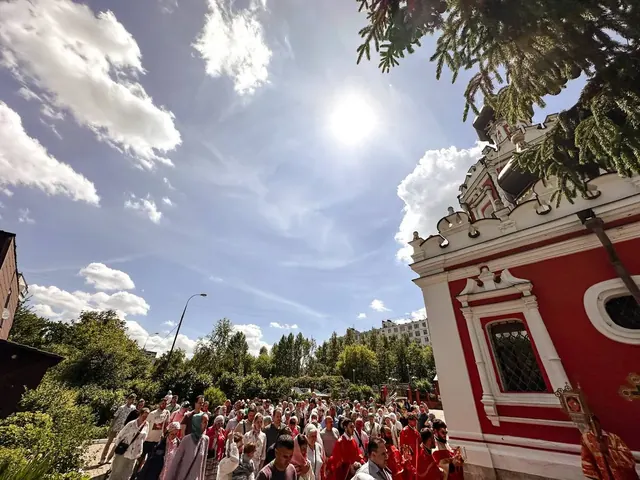В неделю 6-ю по Пасхе совершено Богослужение - фото 17
