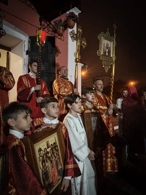 Совершено ночное Богослужение отдания праздника Пасхи - фото 2