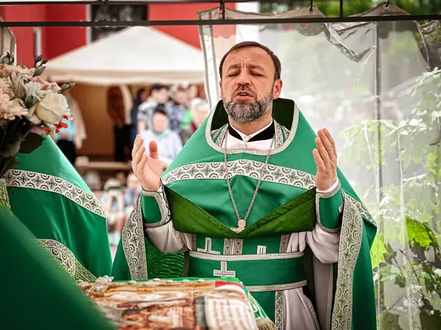 Приход храма отметил Престольный праздник - фото 12