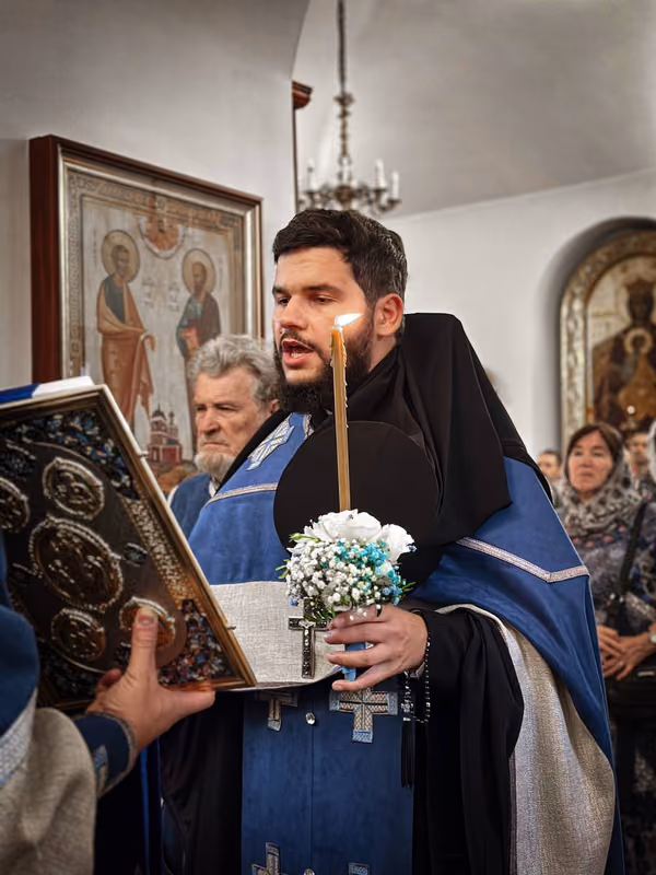 Чин погребения Плащаницы Пресвятой Богородицы - фото 2