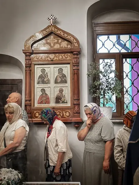 Чин погребения Плащаницы Пресвятой Богородицы - фото 5
