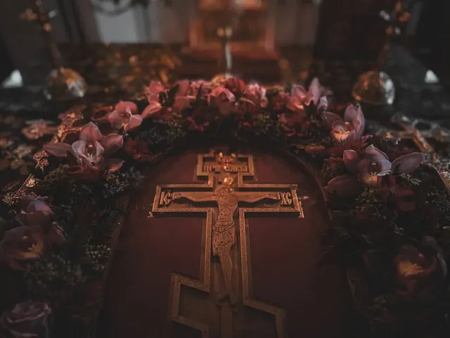 Воздвижение Креста Господня: торжественное Богослужение - фото 9