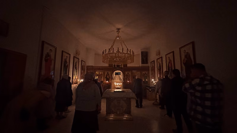 Первая ночная Божественная Литургия церковного года