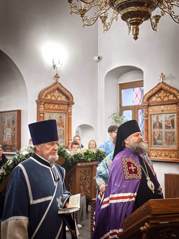 Покров Пресвятой Богородицы: Литургия епископа Николая