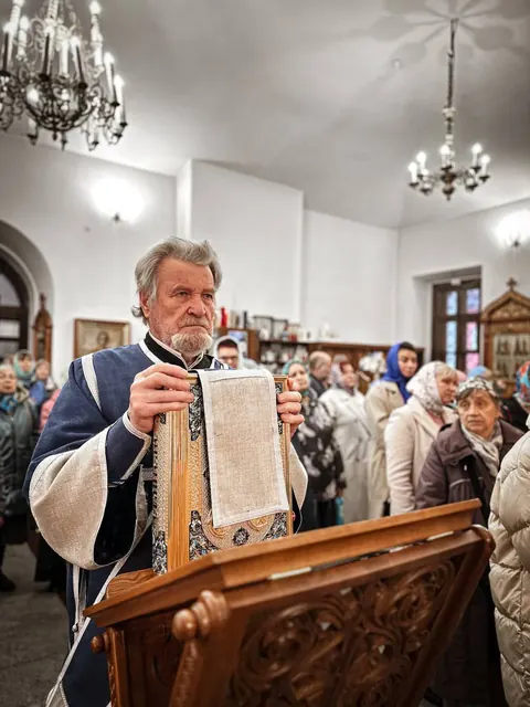 Покров Пресвятой Богородицы: Литургия епископа Николая - фото 4