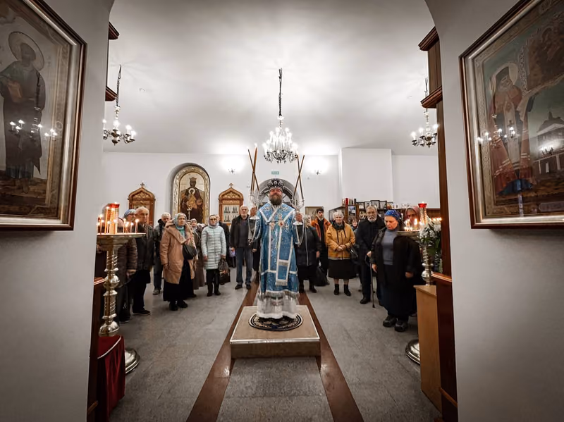 Покров Пресвятой Богородицы: Литургия епископа Николая - фото 5