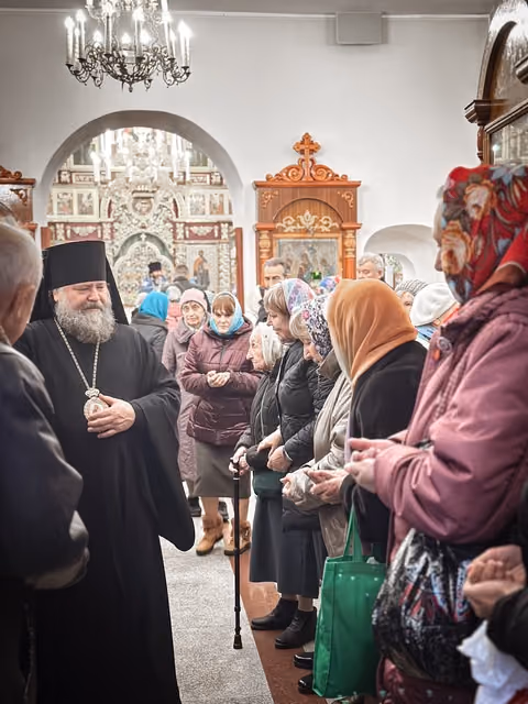 Покров Пресвятой Богородицы: Литургия епископа Николая - фото 11