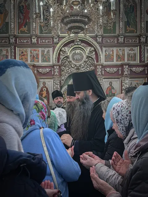 Казанская икона Божией Матери: Архиерейское Богослужение - фото 3