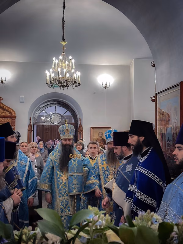 Казанская икона Божией Матери: Архиерейское Богослужение - фото 7