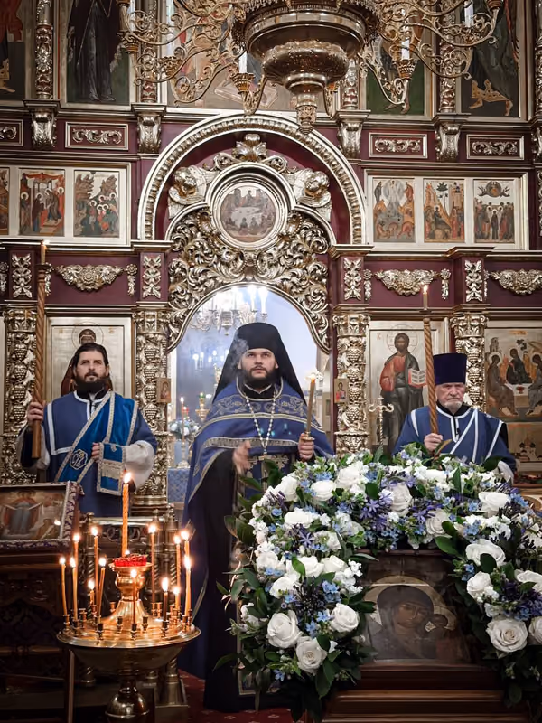 Казанская икона Божией Матери: Архиерейское Богослужение - фото 14