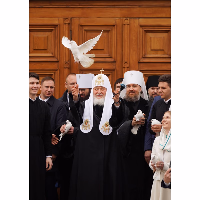 Приход поздравил Святейшего Патриарха Кирилла с 78-летием - фото 7