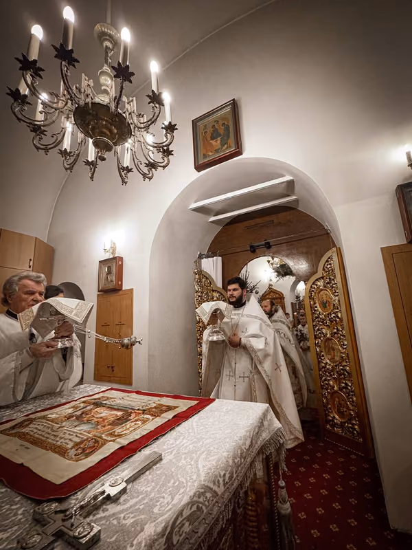 В праздник Рождества Христова совершено Богослужение - фото 5