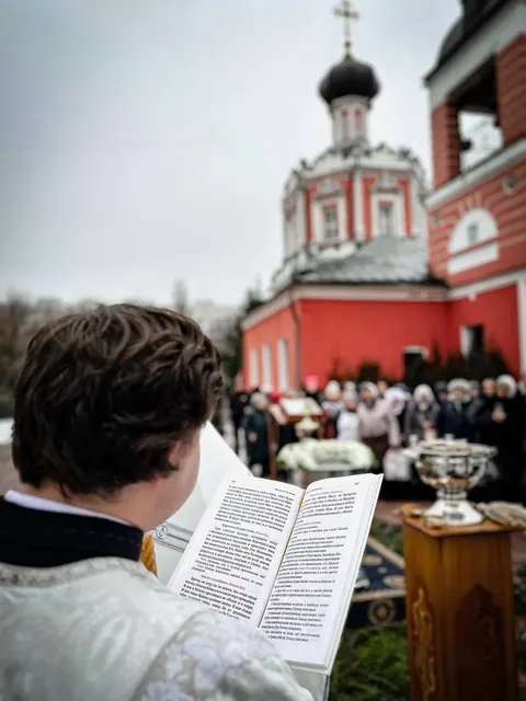В Крещенский сочельник совершено Богослужение - фото 11