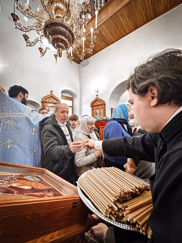 В праздник Сретения Господня совершено Богослужение - фото 15