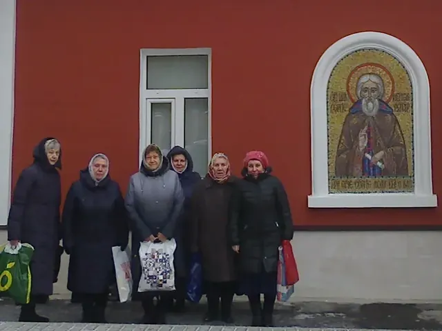 Добровольцы социальной службы посетили ГКУ ЦССВ «Юнона» - фото 2