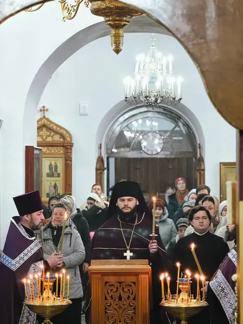В неделю 2-ю Великого поста совершено Богослужение - фото 3