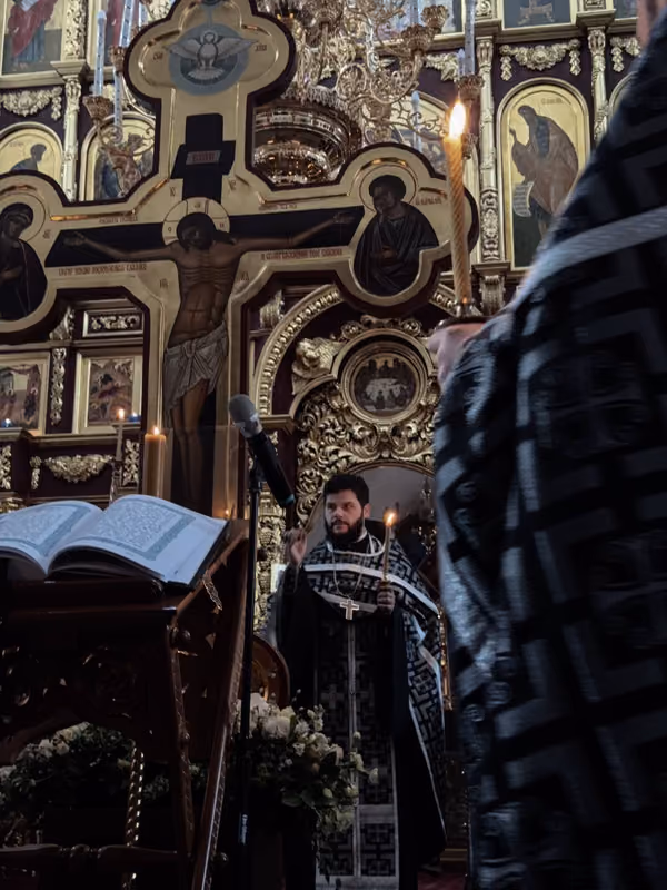 Утреня Великого Пятка с чтением 12 Страстных Евангелий