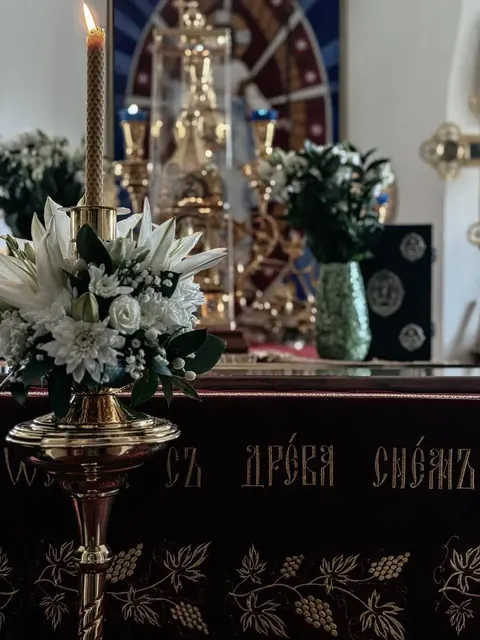 Совершена утреня с чином погребения Плащаницы - фото 6