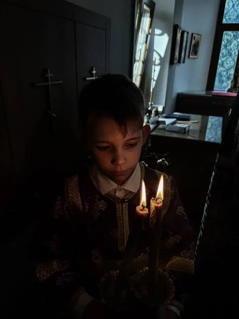 Совершена утреня с чином погребения Плащаницы - фото 16