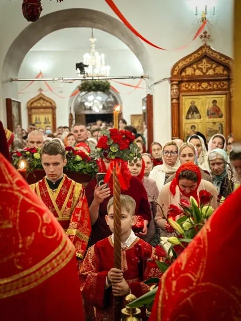 Светлое Христово Воскресение: торжественное Богослужение - фото 8