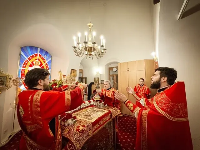 Светлое Христово Воскресение: торжественное Богослужение - фото 10
