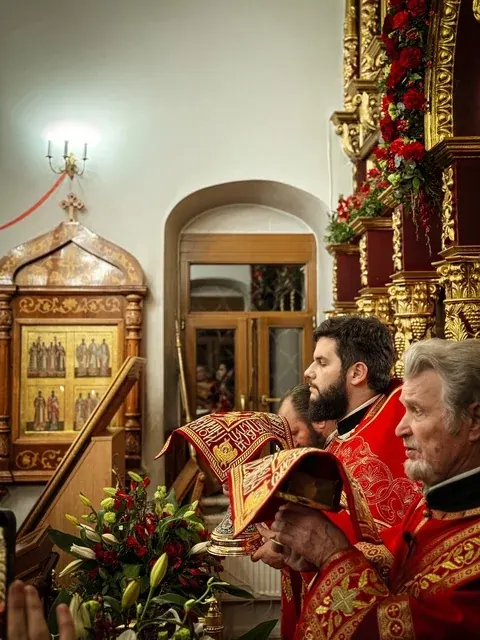 Светлое Христово Воскресение: торжественное Богослужение - фото 13