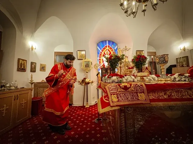 Светлое Христово Воскресение: торжественное Богослужение - фото 18