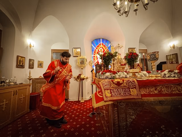 Светлое Христово Воскресение: торжественное Богослужение - фото 18
