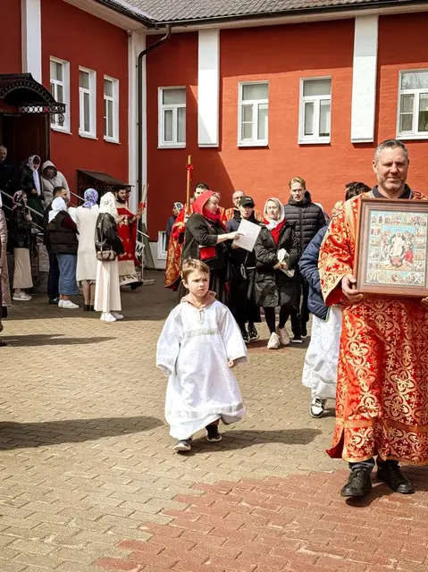 В неделю 4-ю по Пасхе совершено Богослужение - фото 13