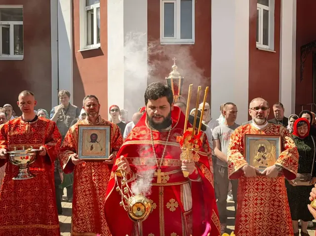 В неделю 6-ю по Пасхе совершено Богослужение - фото 14