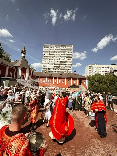 В неделю 6-ю по Пасхе совершено Богослужение - фото 17