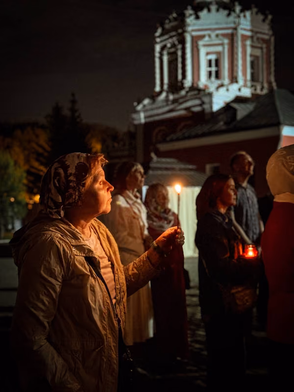 Совершена ночная Литургия - фото 7