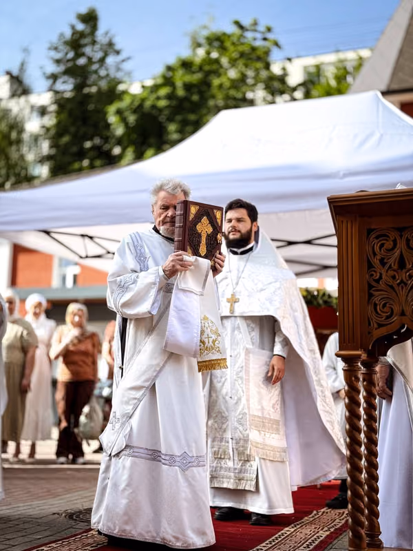 В праздник Вознесения Господня совершено Богослужение - фото 16