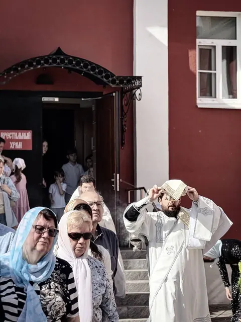 В праздник Вознесения Господня совершено Богослужение - фото 20