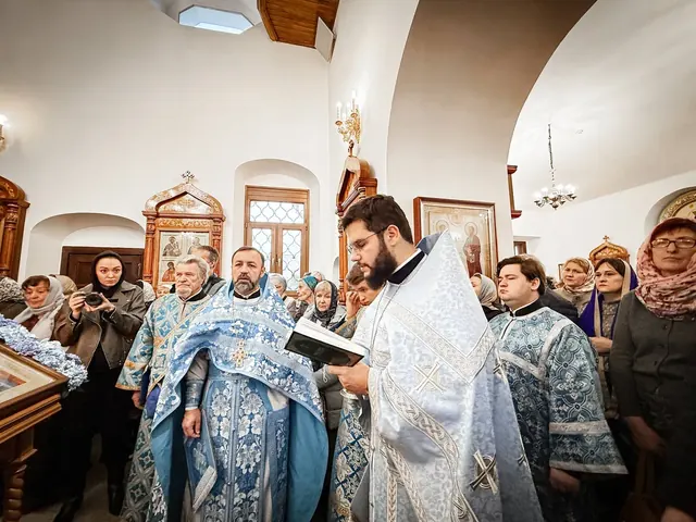 Покров Пресвятой Богородицы: Богослужение - фото 9