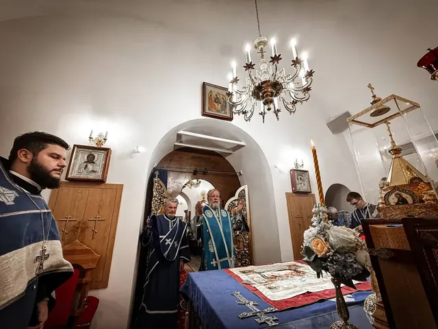 Введение во храм Пресвятой Богородицы: Литургия - фото 4