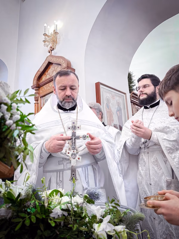 В праздник Крещения Господня совершено Богослужение