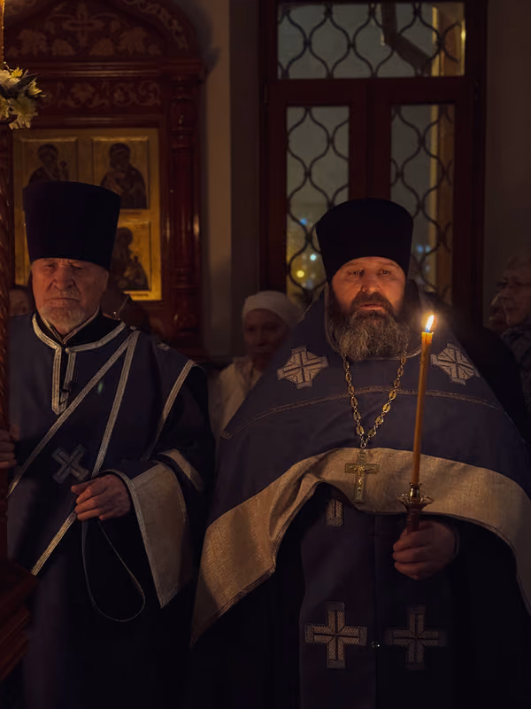 В праздник Сретения Господня совершено Богослужение - фото 9