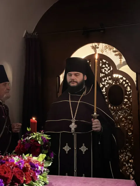 В неделю Крестопоклонную совершено Богослужение - фото 5