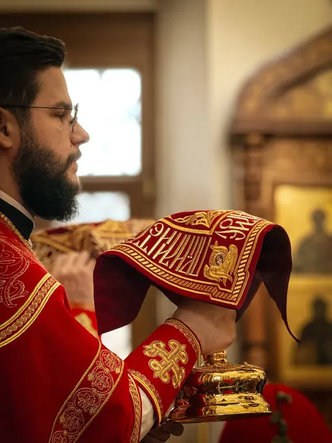 В неделю 2-ю по Пасхе совершено Богослужение - фото 7