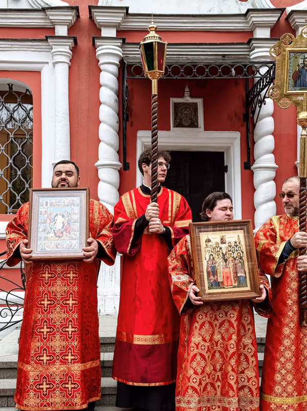 В неделю 2-ю по Пасхе совершено Богослужение - фото 12
