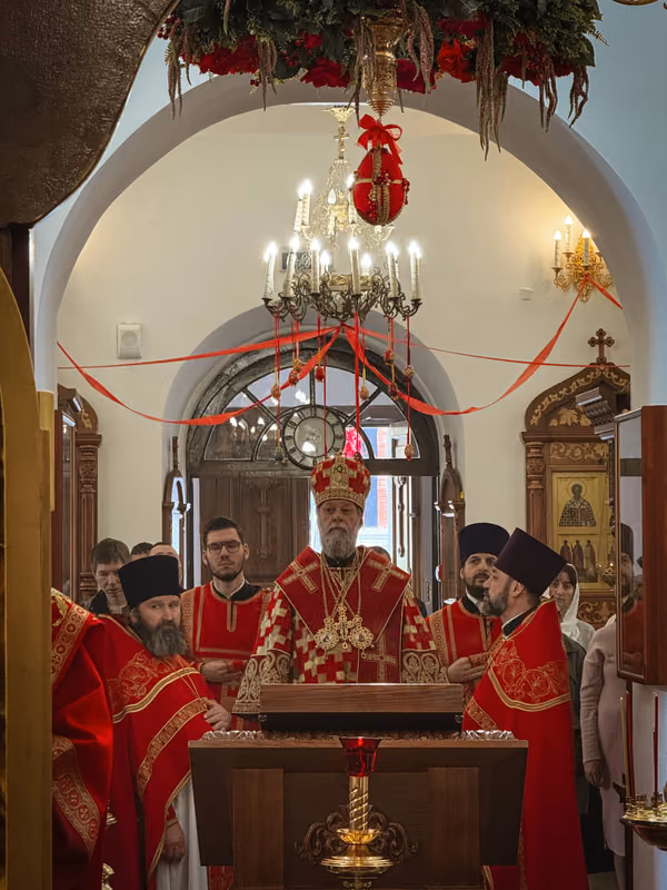 День Великой Победы: Литургия митрополита Владимира - фото 9