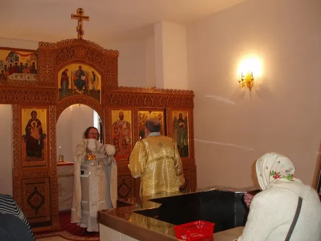 Престольный праздник в Крестильном храме Богоявления - фото 5