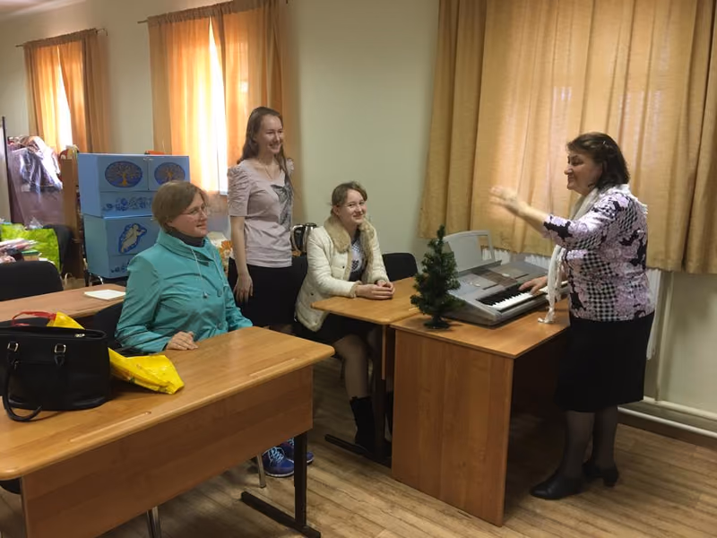 Подготовка молодежного актива к Пасхальному празднику