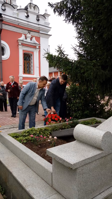 Торжественное мероприятие у памятника павшим воинам - фото 5