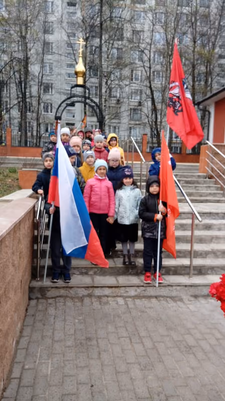 Учащиеся школы № 113 почтили память павших воинов